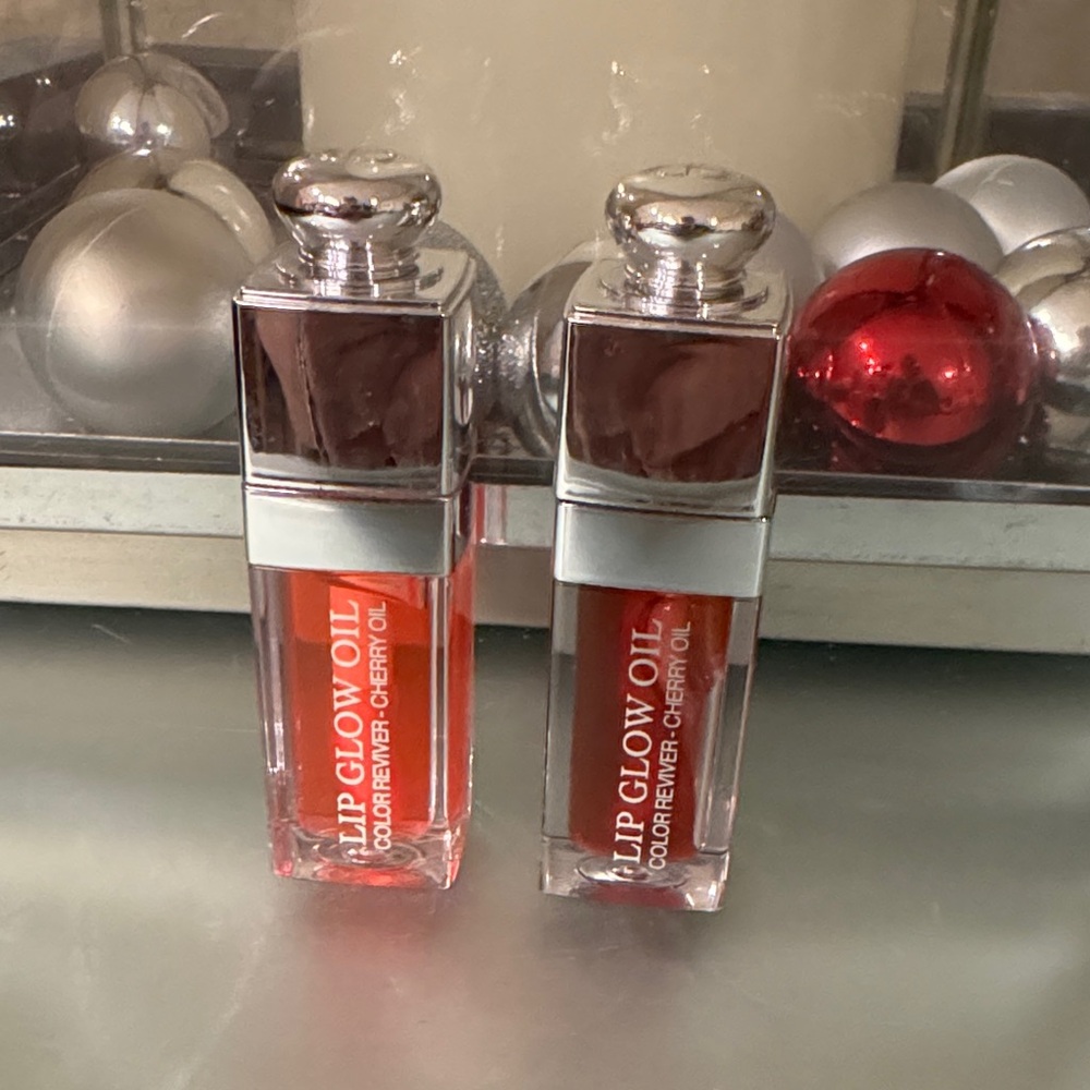 Lip Glow Oil Set - cherry and coral brand new authentic